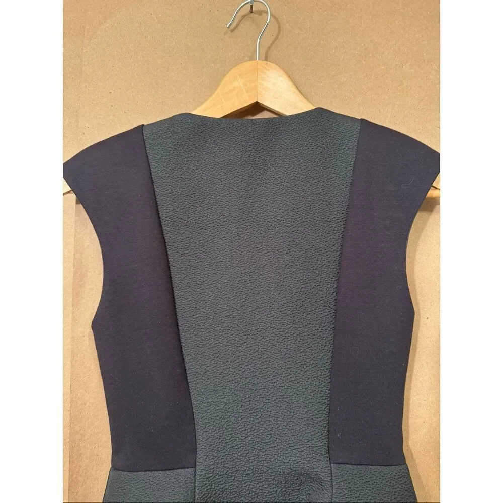Ted Baker London Jumana textured‎ peplum zip-front sheath dress